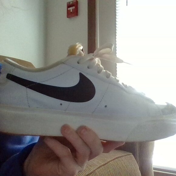 Nike platforms court - Picture 1 of 4